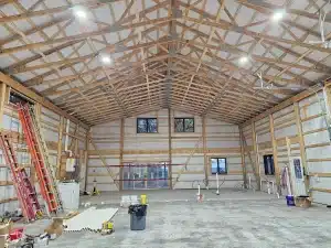 Spray Foam vs Fiberglass Batt Insulation